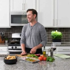 AeroGarden Harvest Indoor Garden: Grow Fresh Herbs & Vegetables All Year Round 19 AeroGarden Harvest Indoor Garden: Grow Fresh Herbs & Vegetables All Year Round -Home Electronics Store aerogarden harvest indoor garden with led grow light black 3