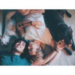 Bond Touch Bracelets: Feel Closer, No Matter The Distance -Home Electronics Store bond touch stay connected to your partner 4