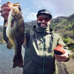 Deeper START Smart Fish Finder - Portable, Wi-Fi Enabled, Phone Compatible -Home Electronics Store deeper start smart fish finder castable wi fi fish finder for recreational fishing from dock shore or bank 4